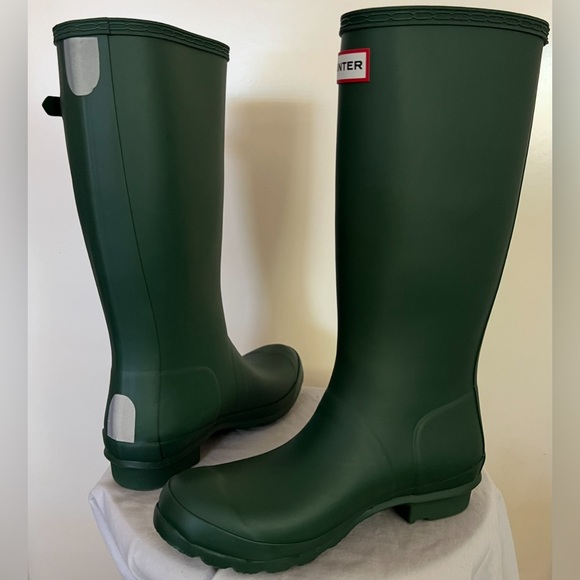 Hunter Matte Tall Green Wellies Boots Shoes Size US 6 New $190 - Picture 1 of 11